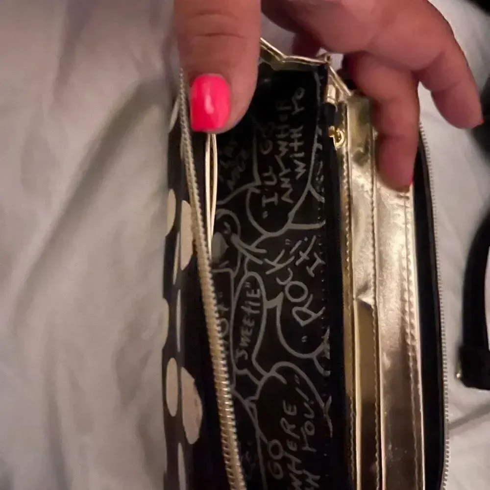 Vintage betsey johnson polka dot gold bow b & w zip around accordion wallet